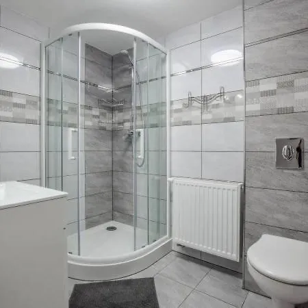 Pensión Trzy Pasma Goscinne Bozkow