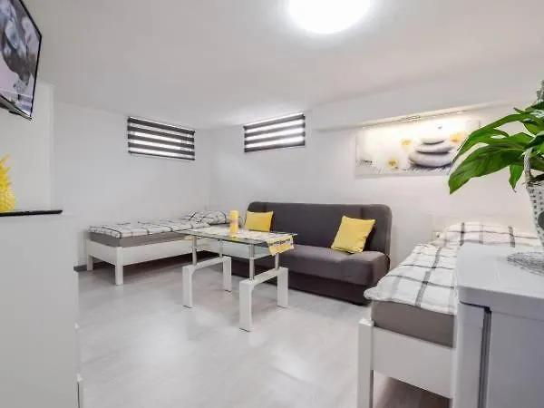 Trzy Pasma Goscinne ゲストハウス